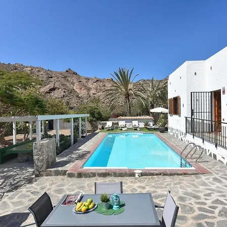 Villa Esperanza - Playa Del Cura & Tauro *